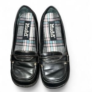 Mudd Black Women's Flats with Plaid Insole